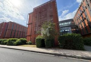 Location bureaux Chevilly-Larue - Proche RER, tramway et autoroute
