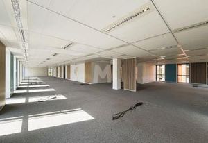 Location bureaux Chevilly-Larue - Proche RER, tramway et autoroute