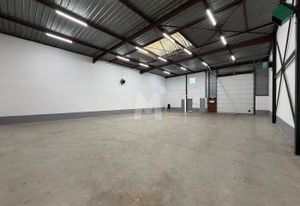 Location local d'activité Chilly-Mazarin - Proximité A6 et N20
