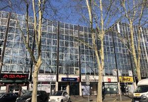 Location bureaux Courcouronnes - Proche RER, Tram et autoroutes