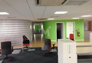 Bureaux à vendre Fresnes - Proche aéroport Orly, RER B et autoroutes