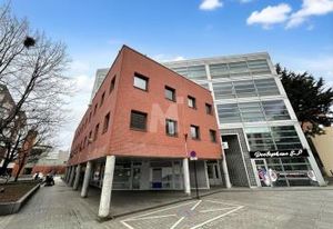 Location bureaux Évry - Proche gare RER D, tram et autoroutes