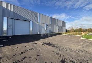 VEFA cellules d'activité et bureaux Villebon-sur-Yvette - Proche A10 et RN118