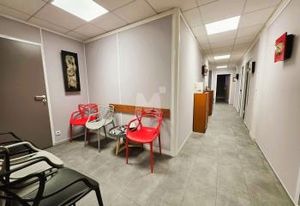 Vente bureau Évry-Courcouronnes - Gare RER D et Tram T12