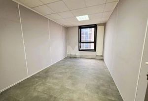 Vente bureau Évry-Courcouronnes - Gare RER D et Tram T12
