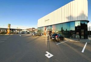 Local commercial à louer Sainte-Geneviève-des-Bois - Zone Croix Blanche