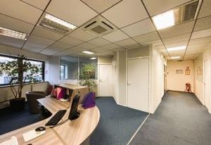Bureaux à vendre Palaiseau - Parc clos et sécurisé