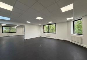 Location bureaux Igny - Proche A10, N118 et RER C