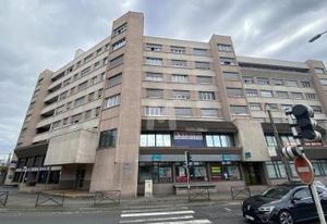 Vente bureau Melun - Proche RER et Cité Administrative