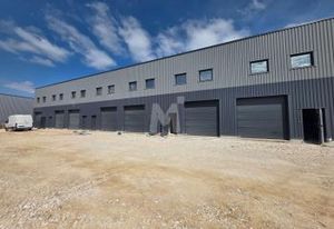 Bureaux à louer Saint-Pierre-du-Perray - Proche RER D et A5