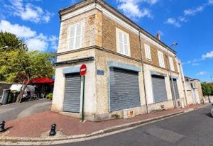 Location local commercial Evry Val de Seine - Proche gare RER D