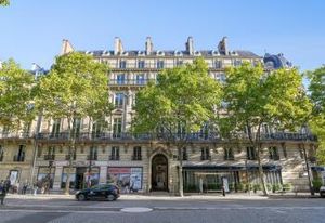 Location bureaux Paris 8 - Proche Métro et transports