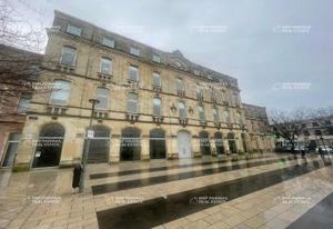 Location bureaux Bordeaux - Proximité tramway et jardin