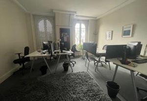 Location bureaux Dijon - Centre-ville, proche gare TGV et tramway