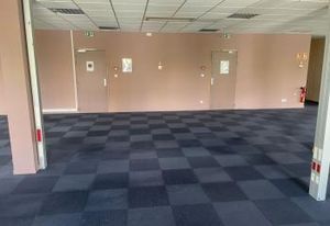 Location bureaux Dijon - Proche centre commercial Toison d'Or et rocade