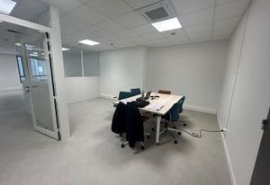 Location bureaux Fontaine-lès-Dijon - Proximité rocade et centre-ville