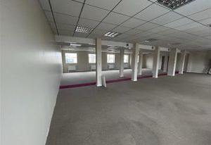 Location bureaux Dijon - Proche centre commercial Toison d'Or et rocade