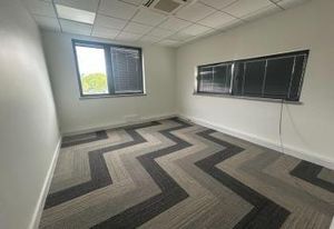 Bureaux à louer Dijon Nord - Proche tramway T2 et rocade