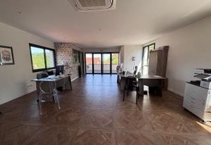 Bureaux à louer Vougeot - Proche Clos Vougeot et Gevrey-Chambertin
