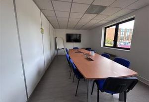 Vente bureaux Quetigny - Proche tramway T1 et bus 16