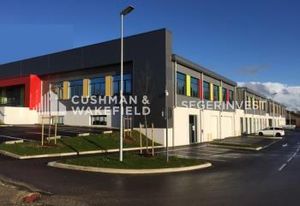 Locaux d'activités à louer Besançon - Proximité tram et bus