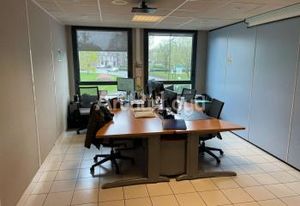 Location bureaux Valenciennes centre - Vue panoramique et parking