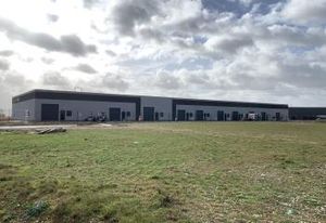Cellules d'activité à louer Saint-Sauveur - Parc d'entreprises sécurisé
