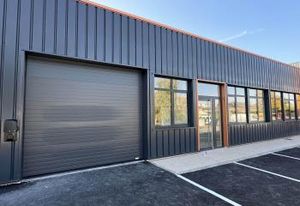 Location cellule d'activité Rivery - Parkings et bureaux inclus