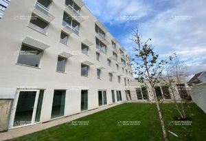 Location bureaux Cachan - Pied RER B et métro ligne 15