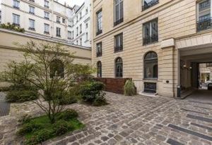 Location bureaux Paris 8 - Proximité Place de la Madeleine et Rue Royale