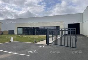 Location local d'activité avec show-room Olivet
