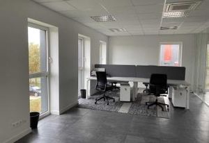 Location bureaux Noyal-Châtillon-sur-Seiche - Proche bus, routes N136 et N137