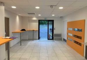 Location bureaux Lanester - Parc d'Activités Technellys, bus et autoroute