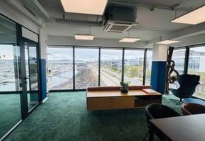 Location bureaux Brest - Port de Commerce, vue mer, proche gare et autoroute