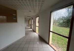 Bureaux à louer Saint-Évarzec - 50 places parking