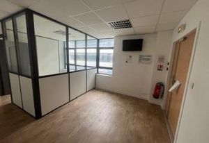 Location bureaux Guipavas - Zone Kergaradec, accès routes express