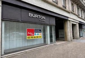 Location local commercial Quimper - Rue commercante centre-ville