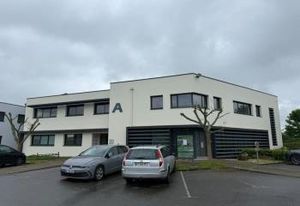 Vente bureaux Auray 274 m² - Proche gare, bus et axes routiers