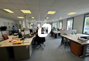 Location bureaux Croissy-sur-Seine - Proche A86 et bus