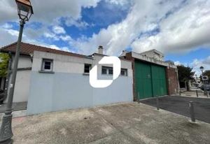 Location local d'activité Bagnolet - Hauteur 9 m - Tramway