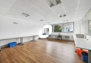 Bureaux à louer Cachan - Face RER B et futur métro ligne 15