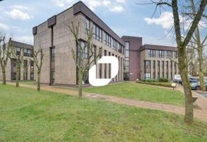 Location d'un bureau à Montigny-le-Bretonneux dans Espace Ouest