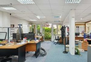 Bureaux à louer Paris 18 - Métros Jules Joffrin et Lamarck-Caulaincourt
