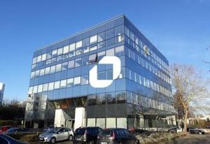 Vente bureaux Guyancourt - Proche gare RER/SNCF et axes autoroutiers