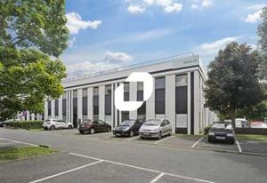 Bureaux à louer Villebon-sur-Yvette - Parc sécurisé près A10