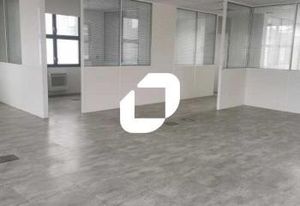 Bureaux à louer Joinville-le-Pont, bord de Marne, RER A et A4