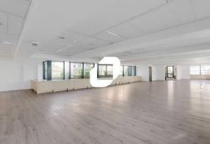 Location bureaux Levallois-Perret, proche Porte de Champerret et métro Louise Michel