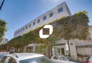 Vente bureaux Malakoff, proche commerces et transports en commun