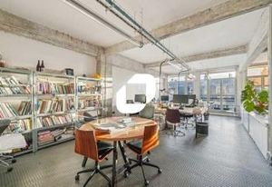 Bureaux à vendre Paris 10, rue Martel, proche des transports en commun