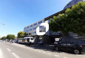 Locaux à vendre Montreuil - Proximité métro et autoroutes
